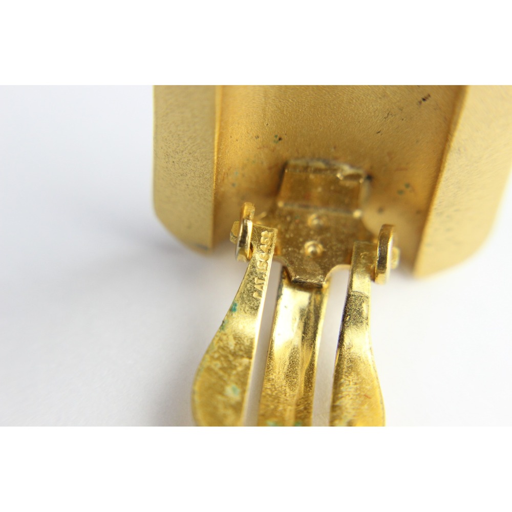 Vintage Gold Tone Brutalist Rectangular Shield Clip On Earrings Textured Matte - Picture 4 of 4
